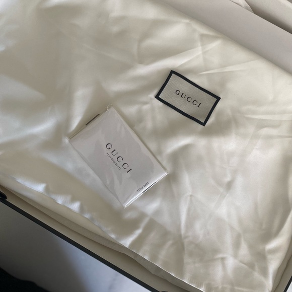 Gucci reservable canvas large tote **Authentic** - Picture 14 of 15